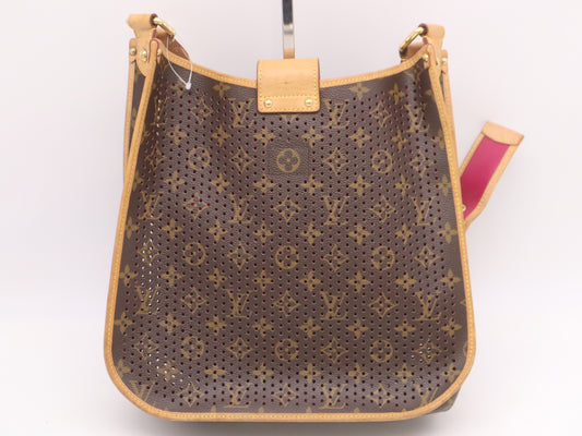 LOUIS VUITTON M95172 Musette Fuchsia Shoulder Bag