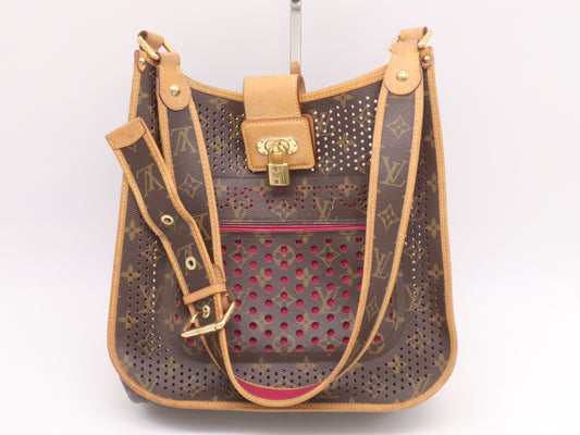 LOUIS VUITTON M95172 Musette Fuchsia Shoulder Bag