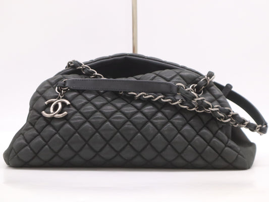 CHANEL Lambskin Matelasse Chain Shoulder Bag with Silver Hardware and Black Seal 17095001 Shoulder Bag
