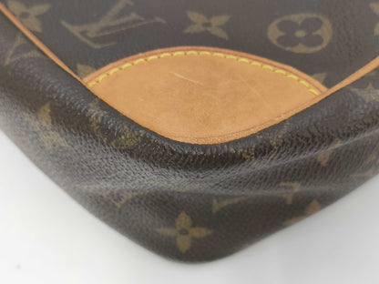 LOUIS VUITTON Monogram Trocadero Shoulder Bag