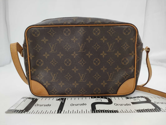 LOUIS VUITTON Monogram Trocadero Shoulder Bag