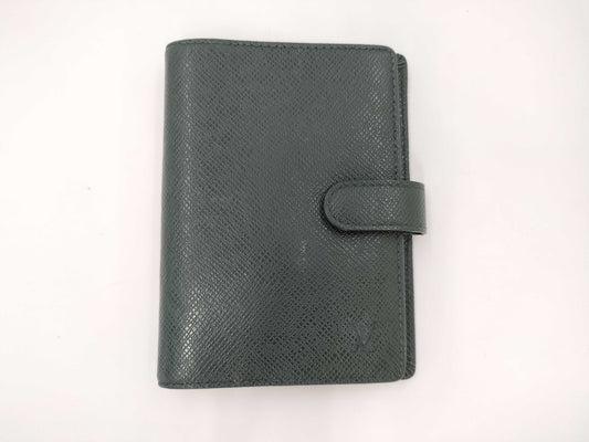 LOUIS VUITTON Taiga Agenda Notebook Cover