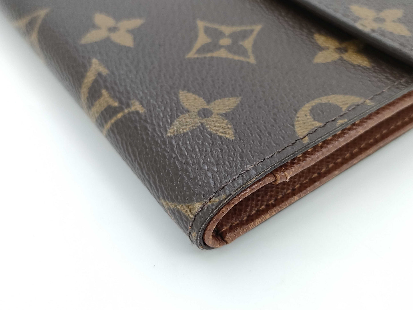 LOUIS VUITTON Monogram Trifold Wallet