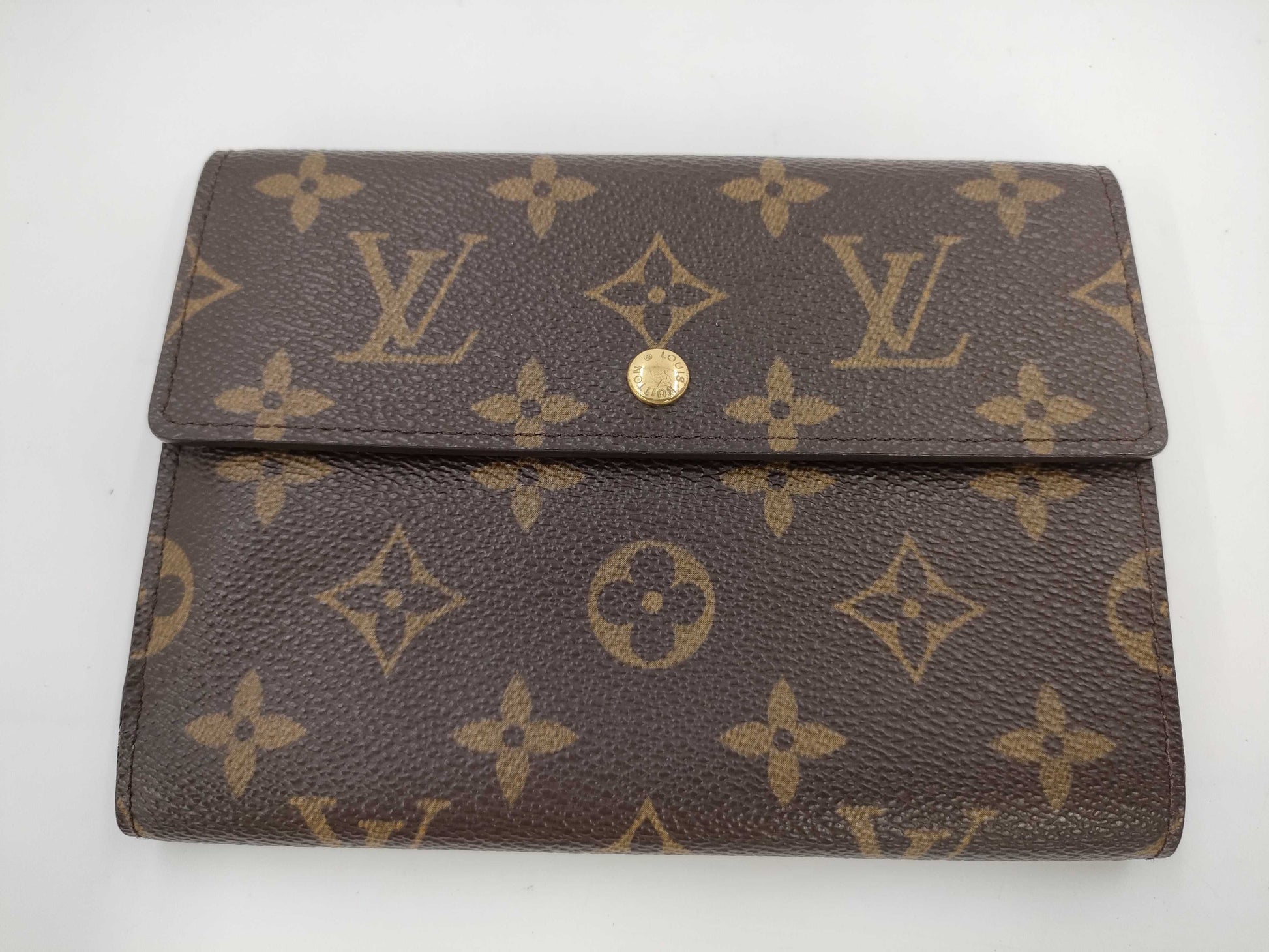 LOUIS VUITTON Monogram Trifold Wallet