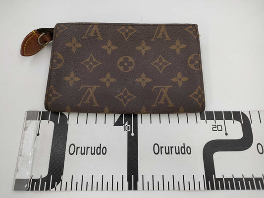 LOUIS VUITTON Monogram Pouch