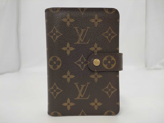 LOUIS VUITTON Monogram Zip Wallet