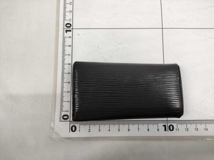 LOUIS VUITTON Epi Multicle Black 4-Ring Key Case/Key Holder