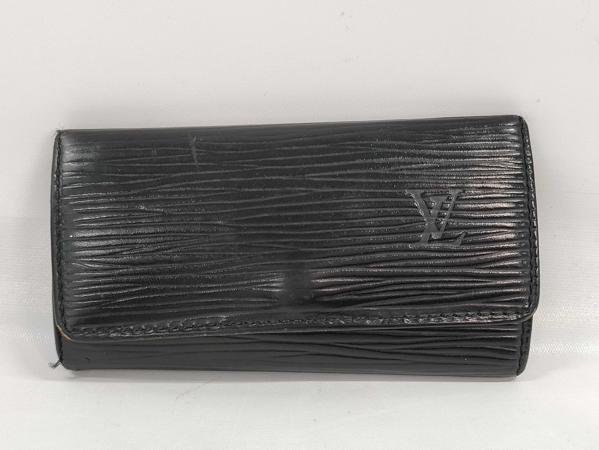 LOUIS VUITTON Epi Multicle Black 4-Ring Key Case/Key Holder