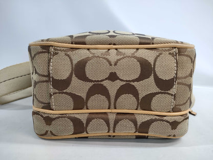 COACH Signature 6451 Shoulder Bag