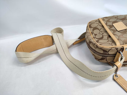 COACH Signature 6451 Shoulder Bag