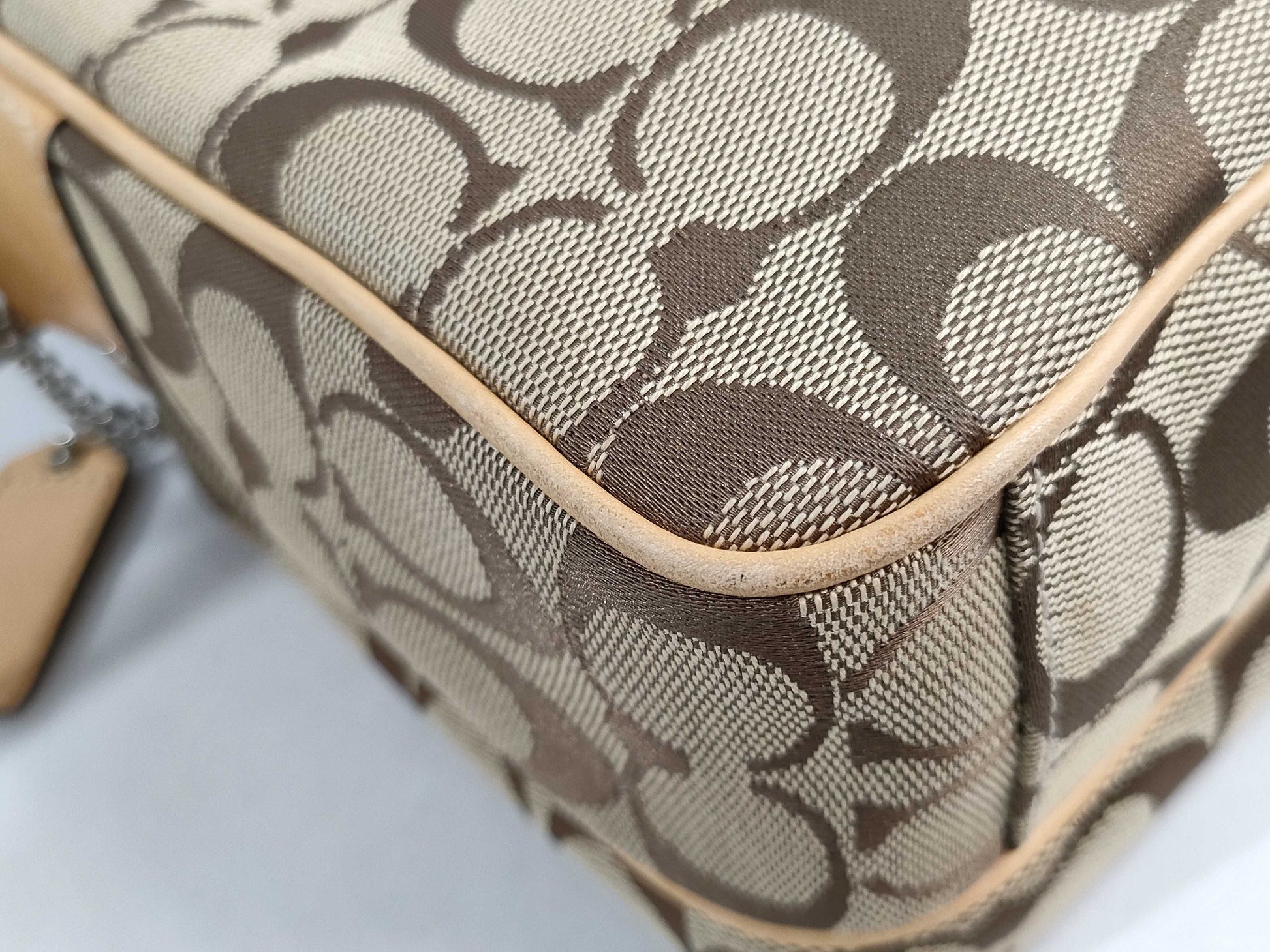 COACH Signature 6451 Shoulder Bag