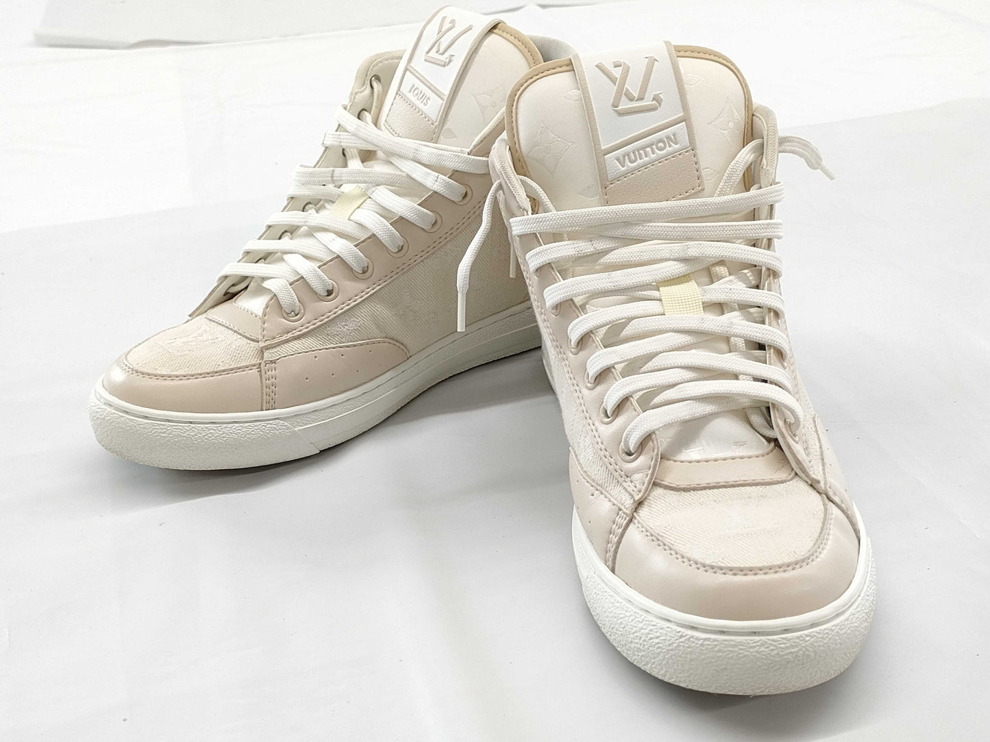 LOUIS VUITTON LOUIS VUITTON Louis Vuitton High-Cut 7 Sneakers