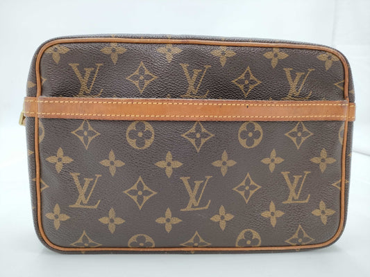 LOUIS VUITTON Louis Vuitton Clutch Monogram Clutch Bag