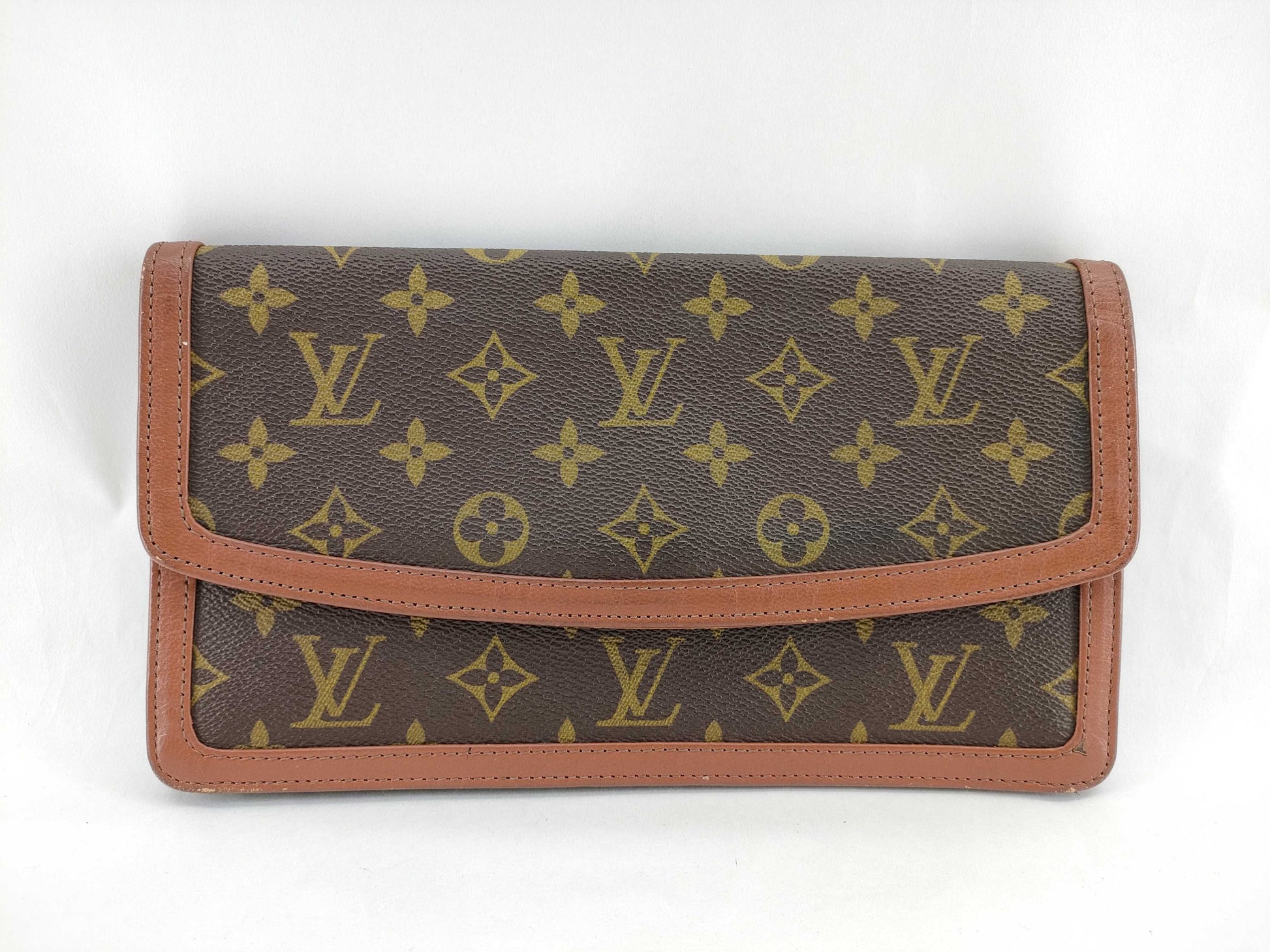LOUIS VUITTON Monogram Pochette Dame Clutch Bag