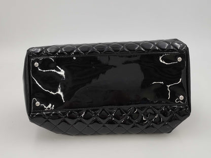 CHANEL Patent Matelasse Chain Tote, Black, 14176576