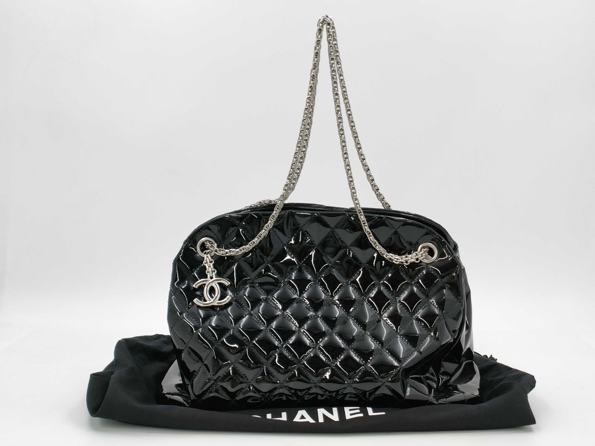 CHANEL Patent Matelasse Chain Tote, Black, 14176576
