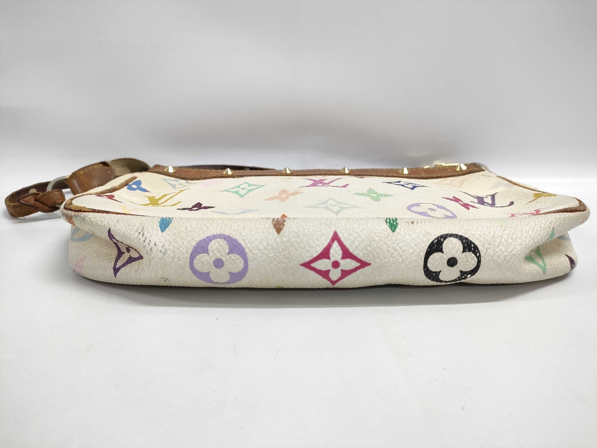 LOUIS VUITTON Pochette Accessoires Bron M92649 Pouch