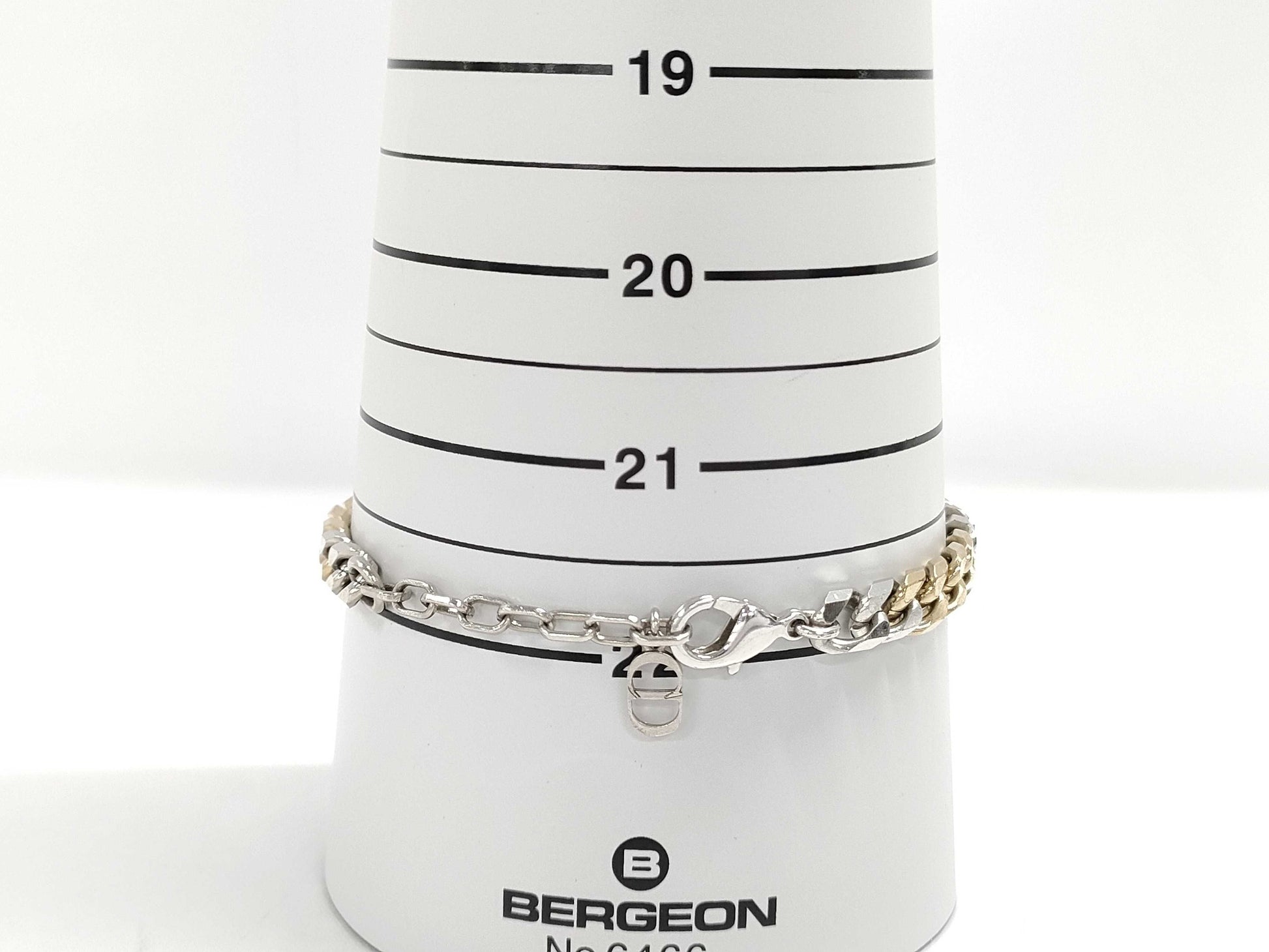 Dior Icon Chain Link Bracelet/Bangle