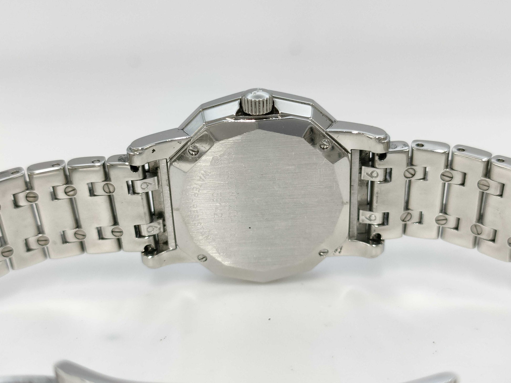 CORUM 39.230.20 V585 591426 Quartz Women's Watch