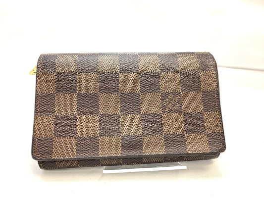LOUIS VUITTON Portefeuille Tresor Wallet