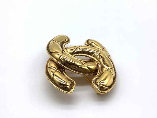 CHANEL Coco Mark Matelasse Brooch 1142 Gold Engraved Brooch