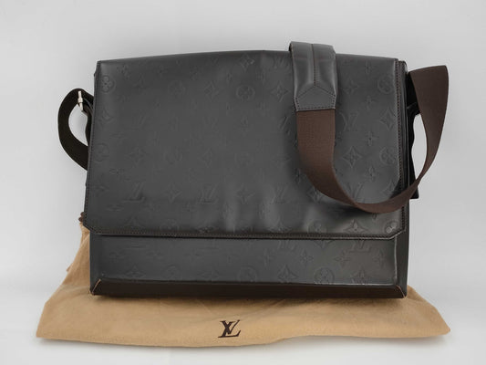 LOUIS VUITTON Louis Vuitton Fonzie M46570 Accessories: Dust bag Shoulder bag