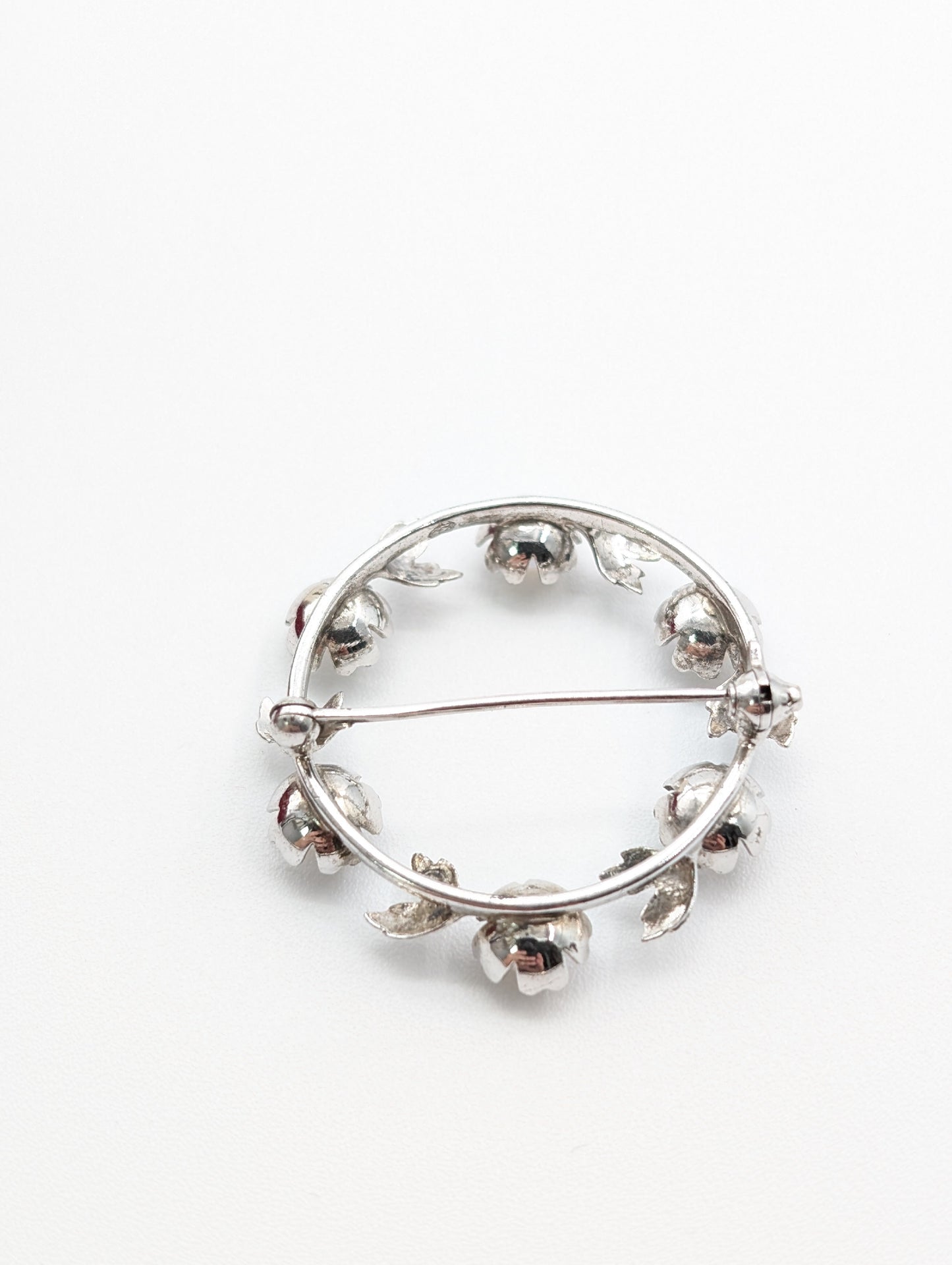 MIKIMOTO Wreath Motif Brooch with Pearl Diameter Approx. 4.0mm-4.2mm, Sterling Silver, 4.6g 