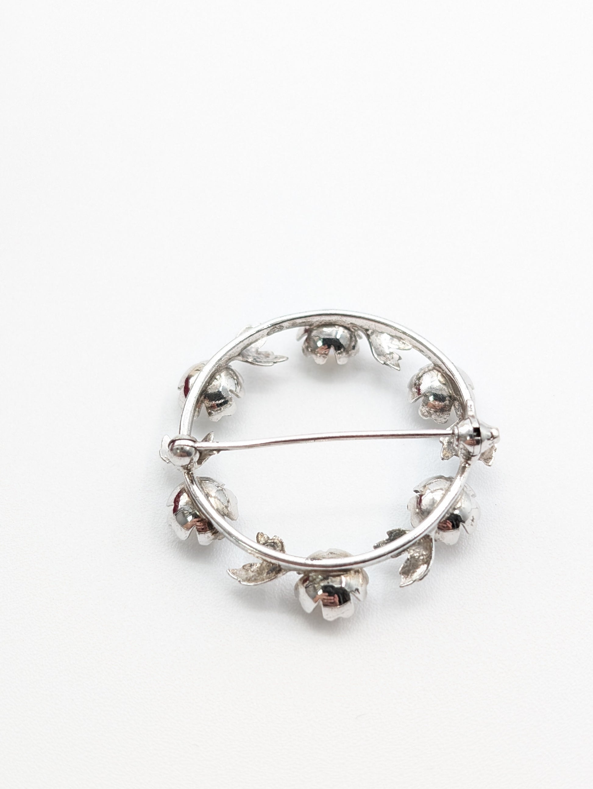 MIKIMOTO Wreath Motif Brooch with Pearl Diameter Approx. 4.0mm-4.2mm, Sterling Silver, 4.6g 