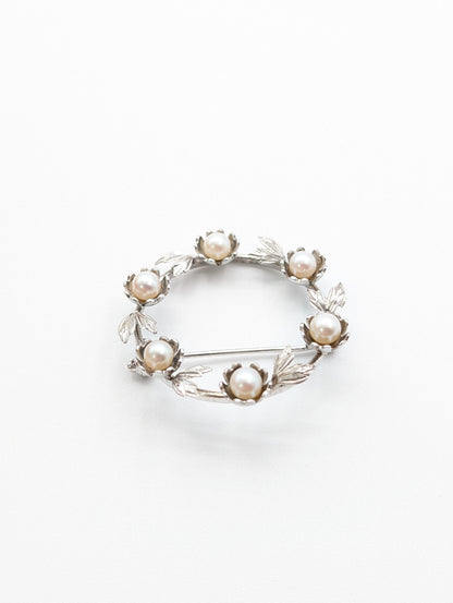 MIKIMOTO Wreath Motif Brooch with Pearl Diameter Approx. 4.0mm-4.2mm, Sterling Silver, 4.6g 