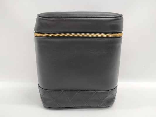 CHANEL Bicolore Black Vanity Bag with Seal