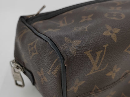 LOUIS VUITTON Monogram Truth Clutch Bag Handbag