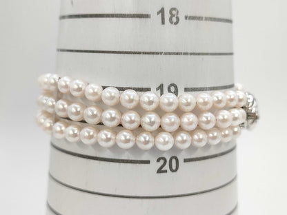 3-strand pearl bracelet, approximately 5.0-5.4mm diameter, 25.5g, made of sterling silver.