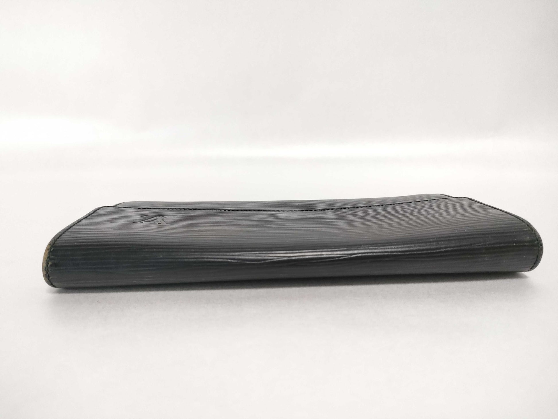 LOUIS VUITTON Epi Portefeuille Sarah Wallet