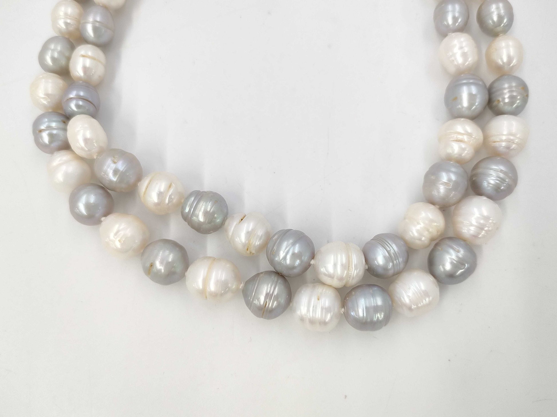 SV Baroque Pearl Necklace 121.3g Necklace
