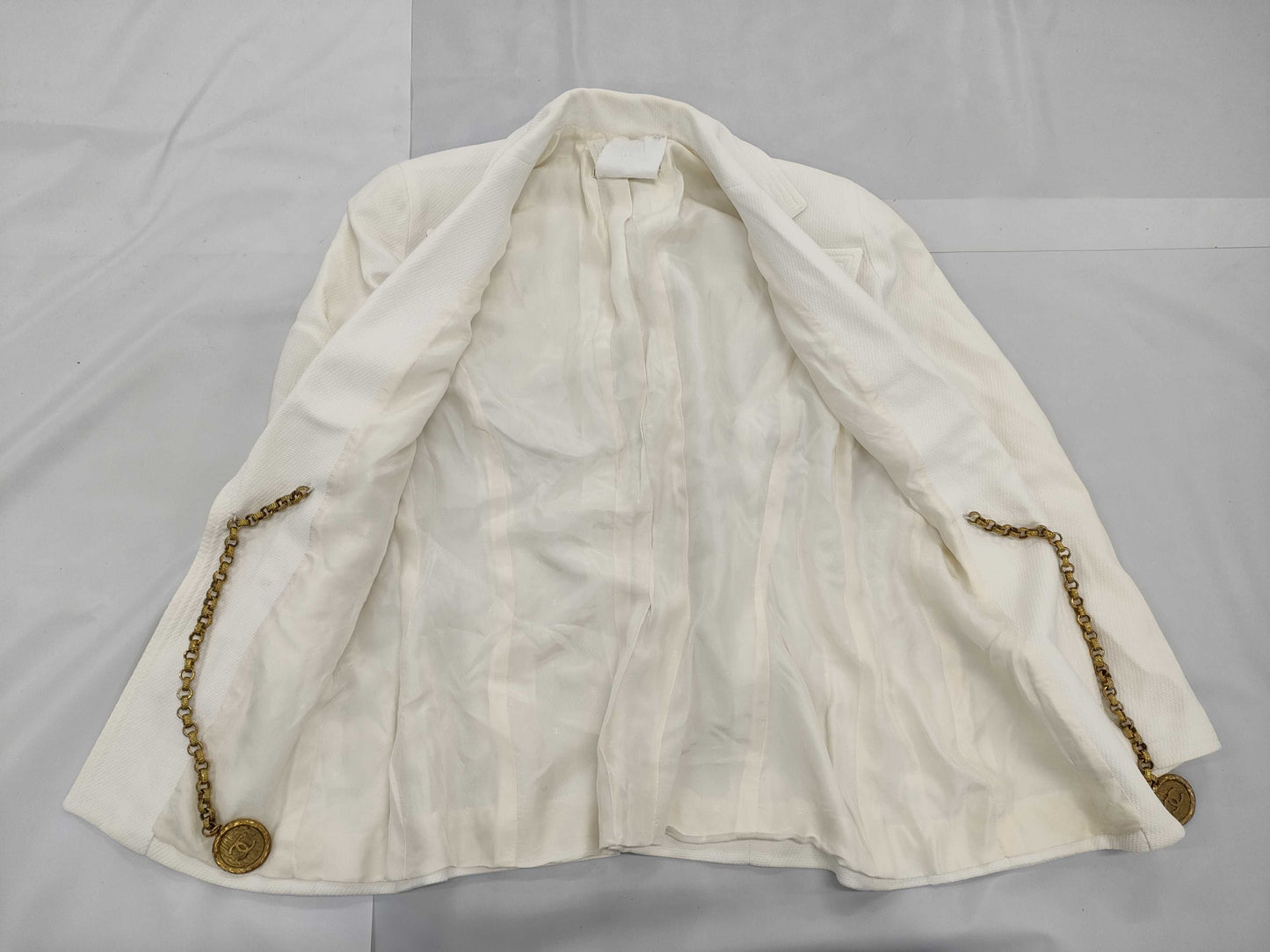 CHANEL 1993 Chain 42 Jacket