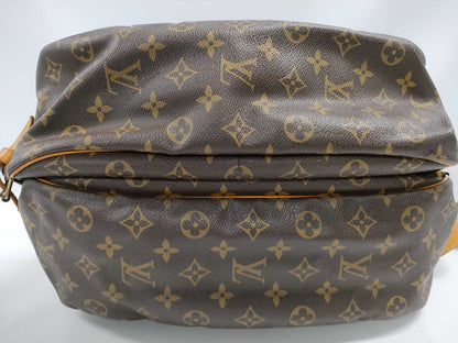 LOUIS VUITTON Monogram Saumur 35 M42254 / AR1915 Shoulder Bag