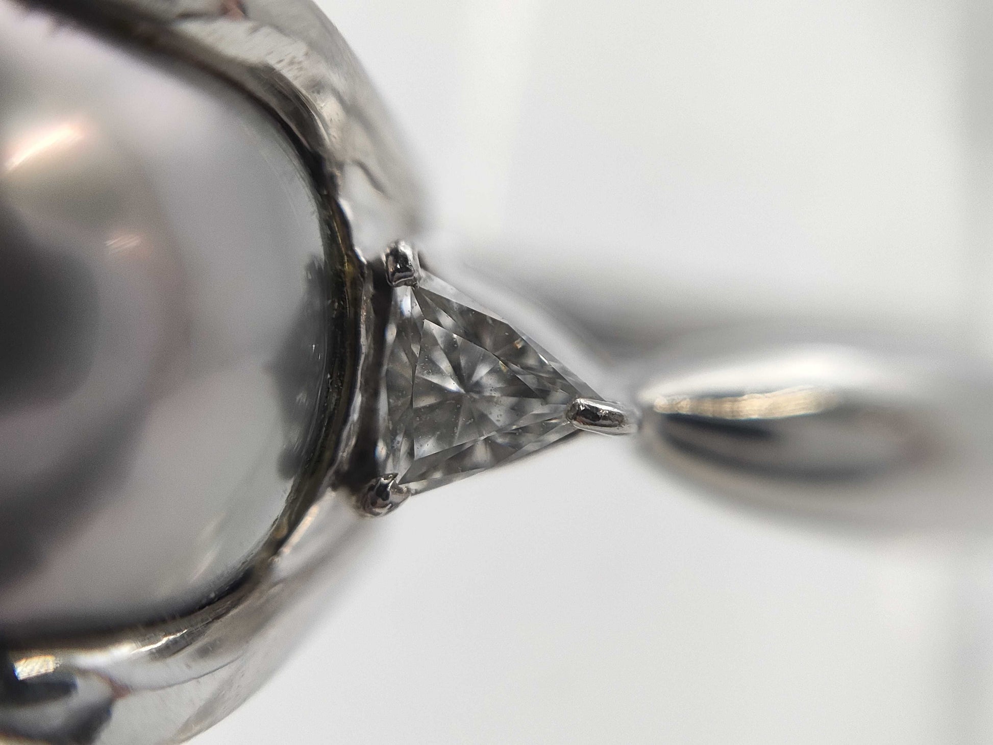 Black South Sea Pearl Ring, Approx. 11.2mm Diameter, PT900 Diamond, 8.0g 