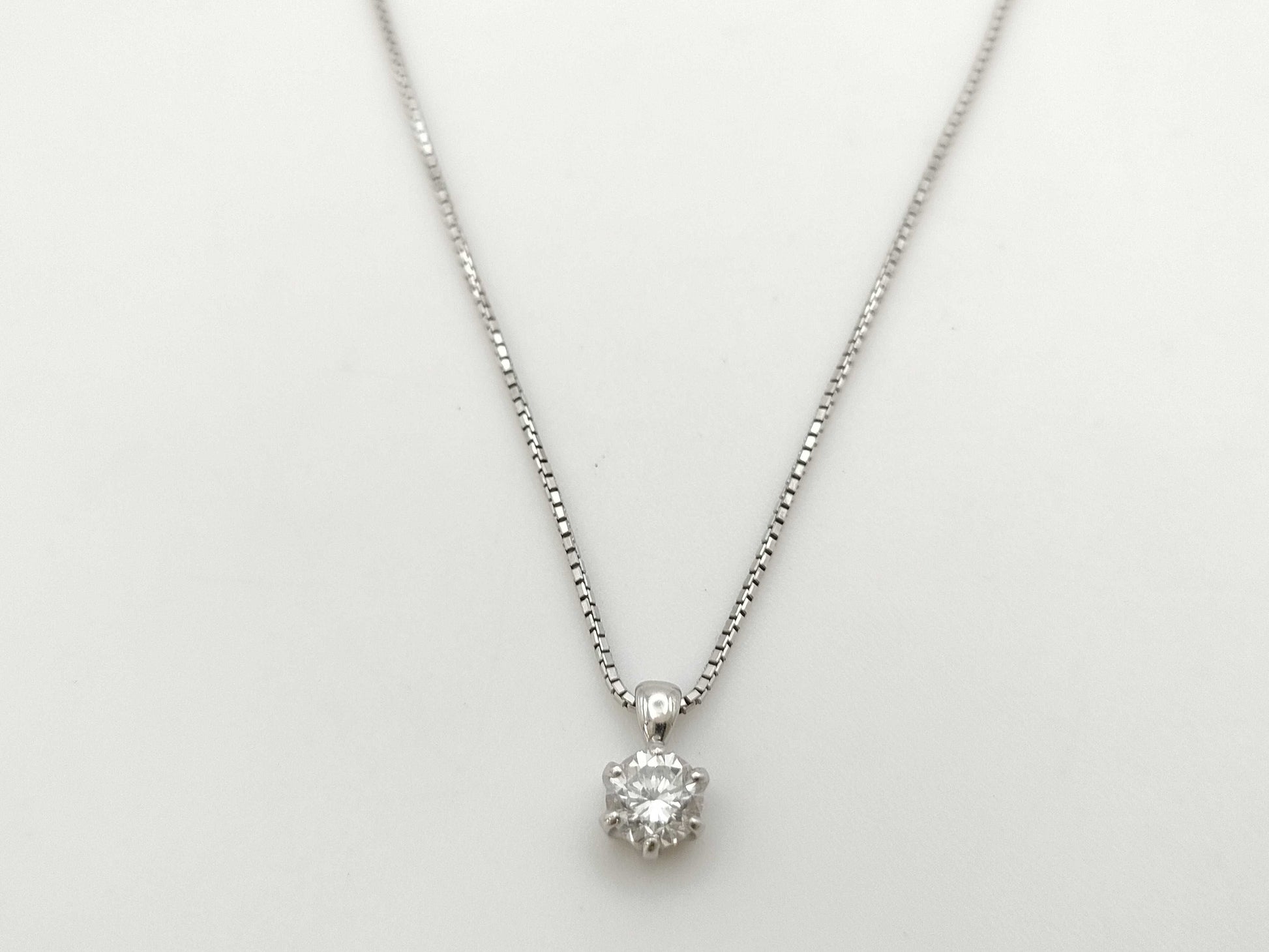 D0.51ct PT900/PT850 3.6g Necklace 