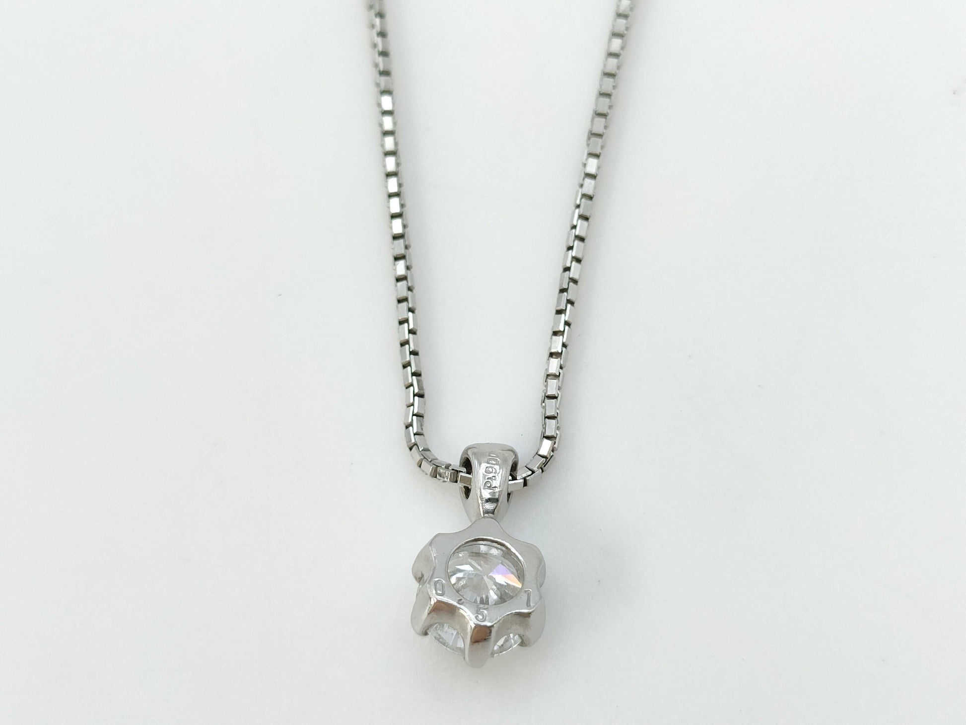 D0.51ct PT900/PT850 3.6g Necklace 