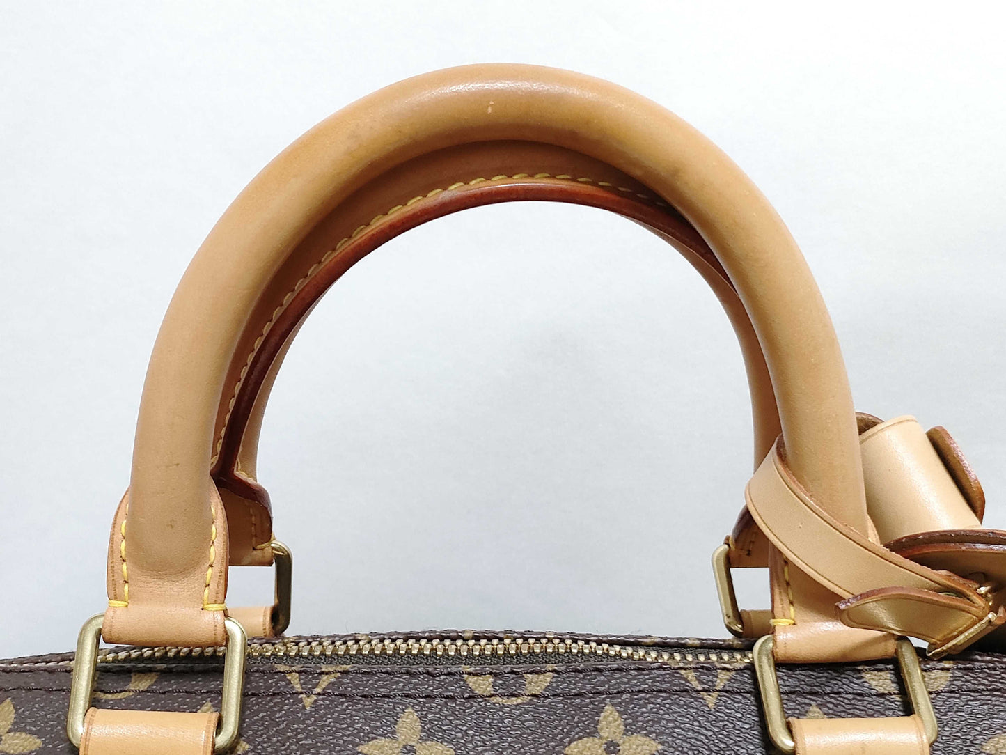 LOUIS VUITTON Monogram Louis Vuitton LOUIS VUITTON Keepall Boston Bag