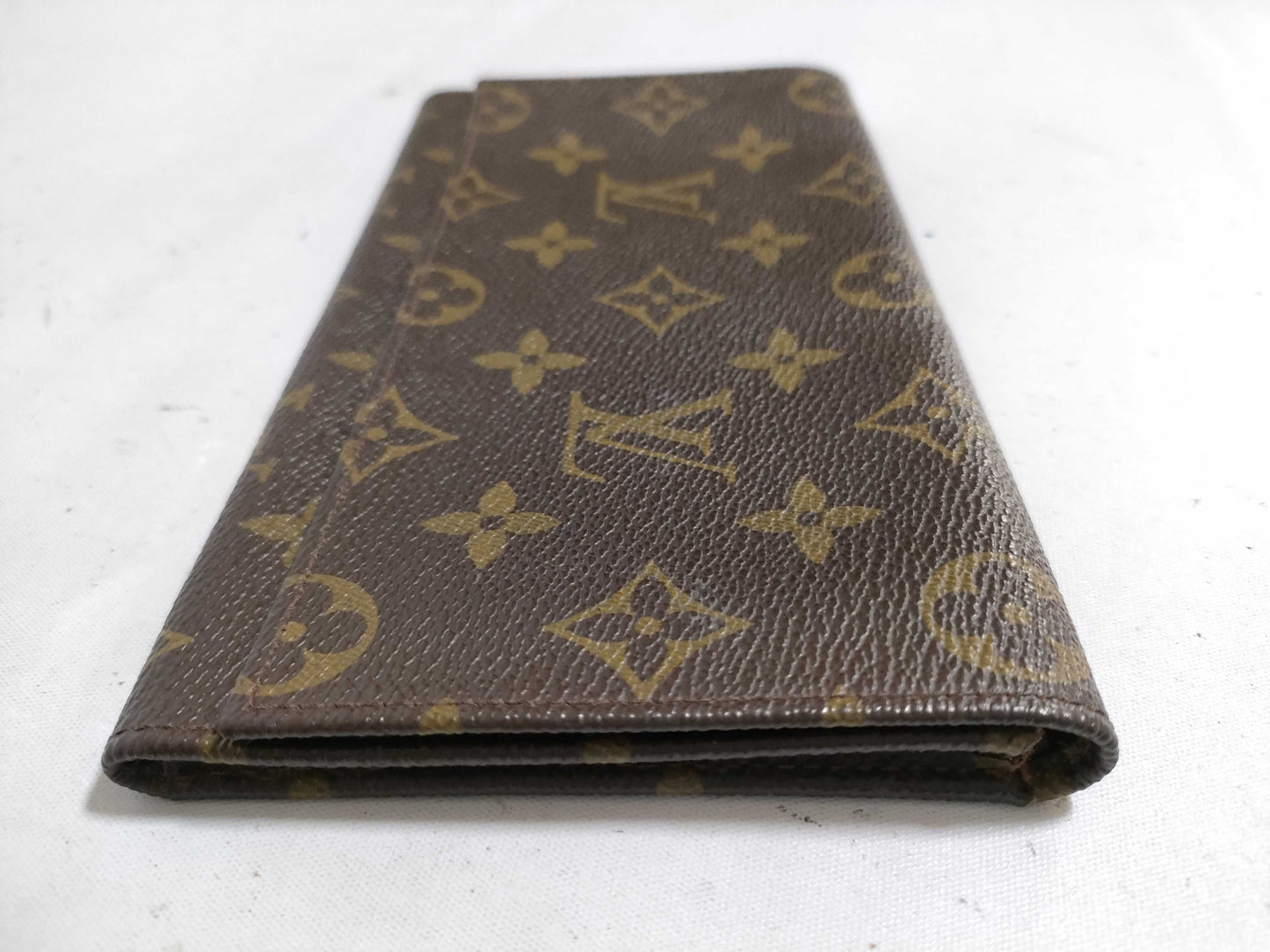 LOUIS VUITTON Monogram LV Wallet Monogram Wallet