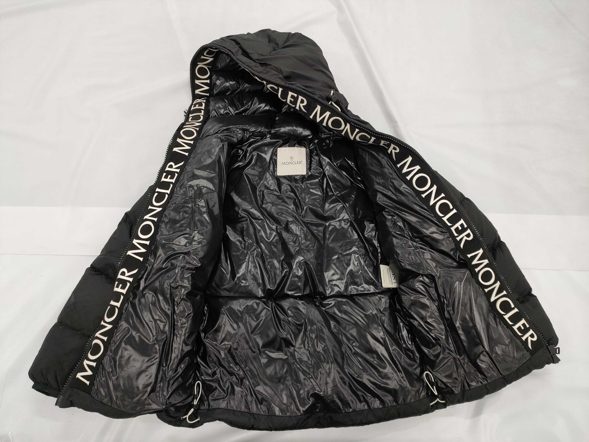 Moncler Down Jacket Moncler 2020 0 Jacket