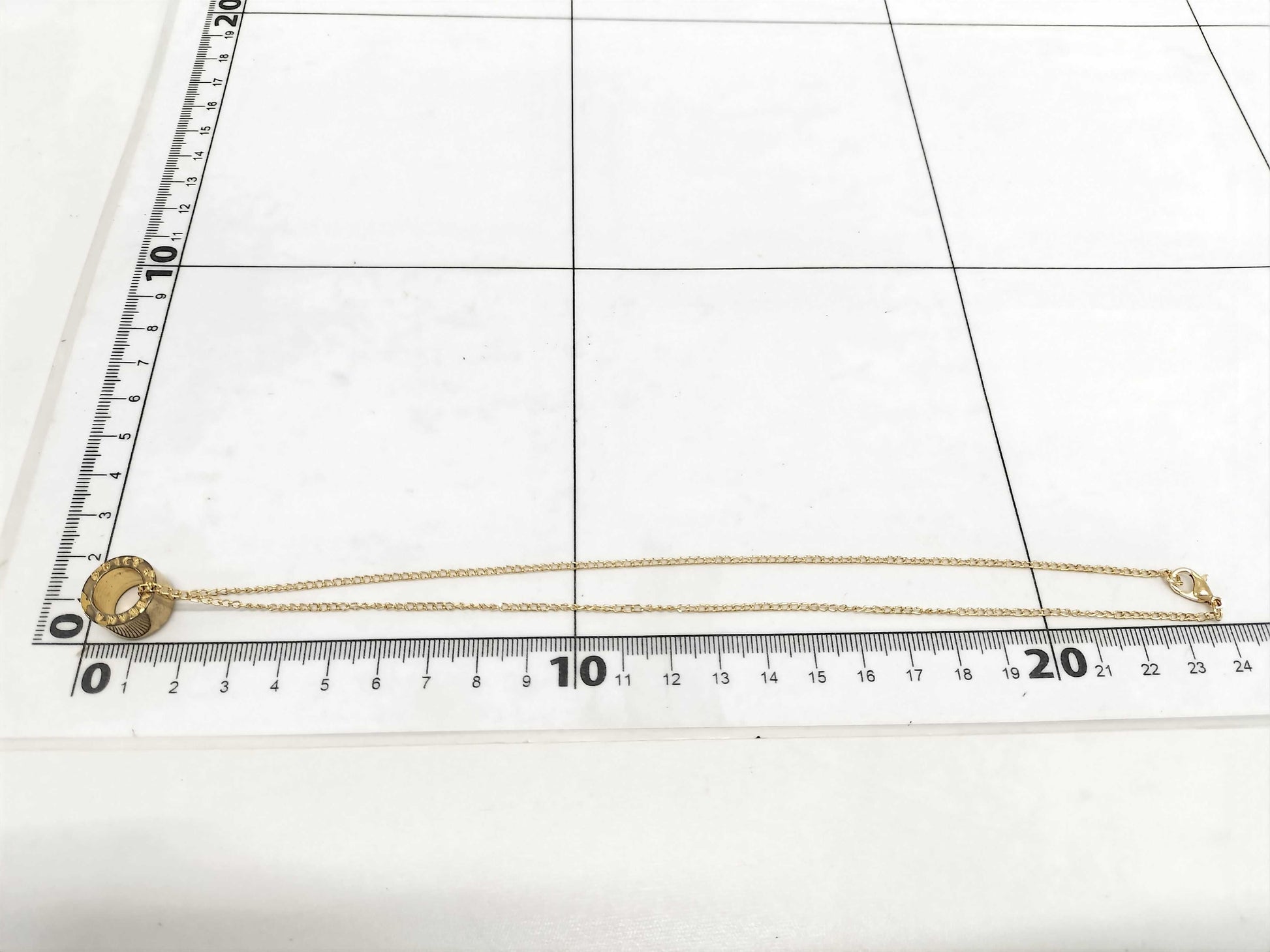 DOLCE & GABBANA Gold Necklace with Non-Original Chain