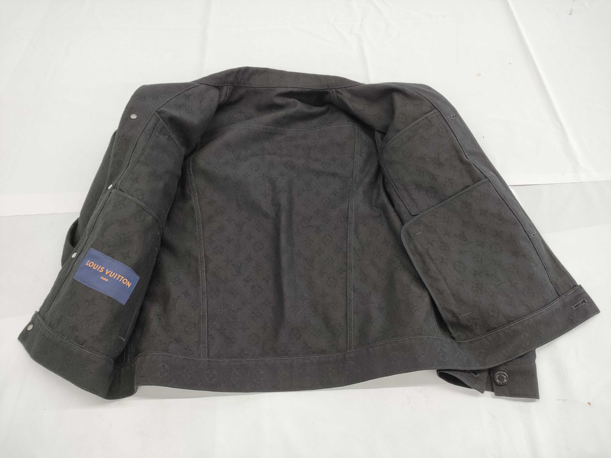 LOUIS VUITTON Louis Vuitton Denim Jacket Size 46