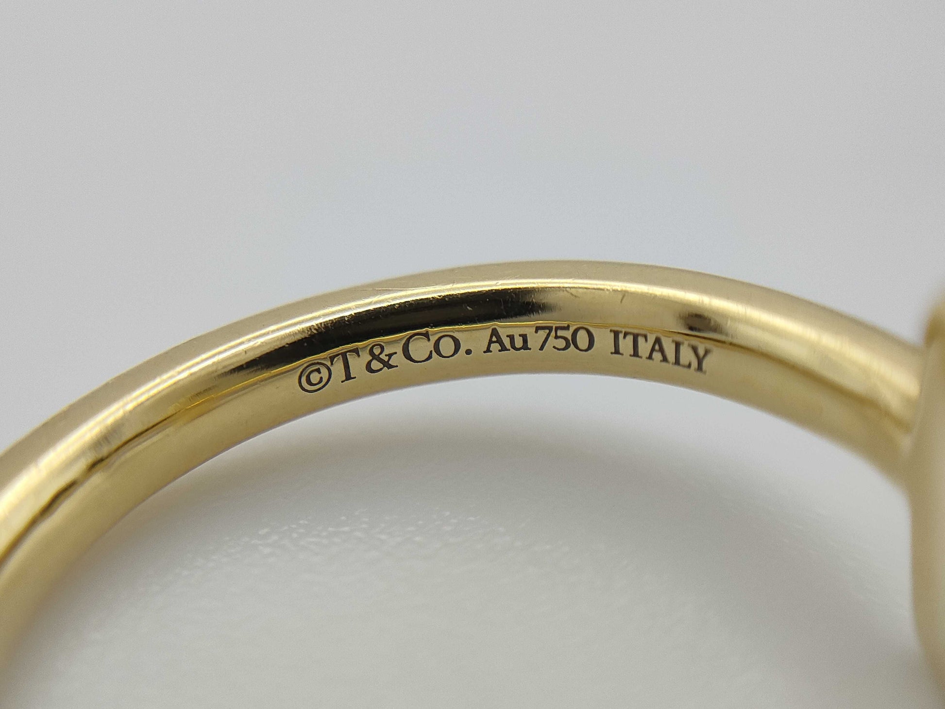 Tiffany & Co. T One Narrow Diamond Ring in Yellow Gold and Au750, 3.8g 