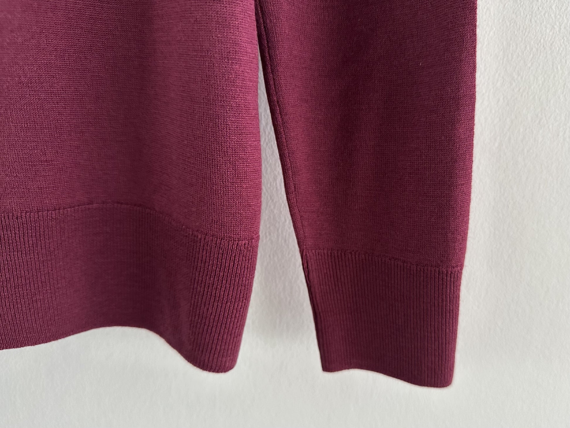 JOHN SMEDLEY John Smedley Classic Crew Neck Cardigan, Women's Size Small