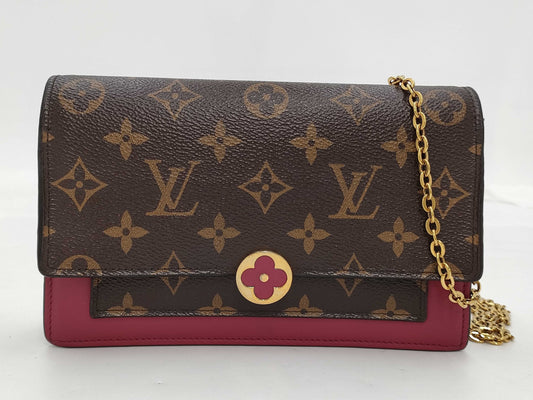 LOUIS VUITTON Monogram Louis Vuitton Shoulder Bag