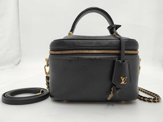 LOUIS VUITTON Louis Vuitton vanity handbag