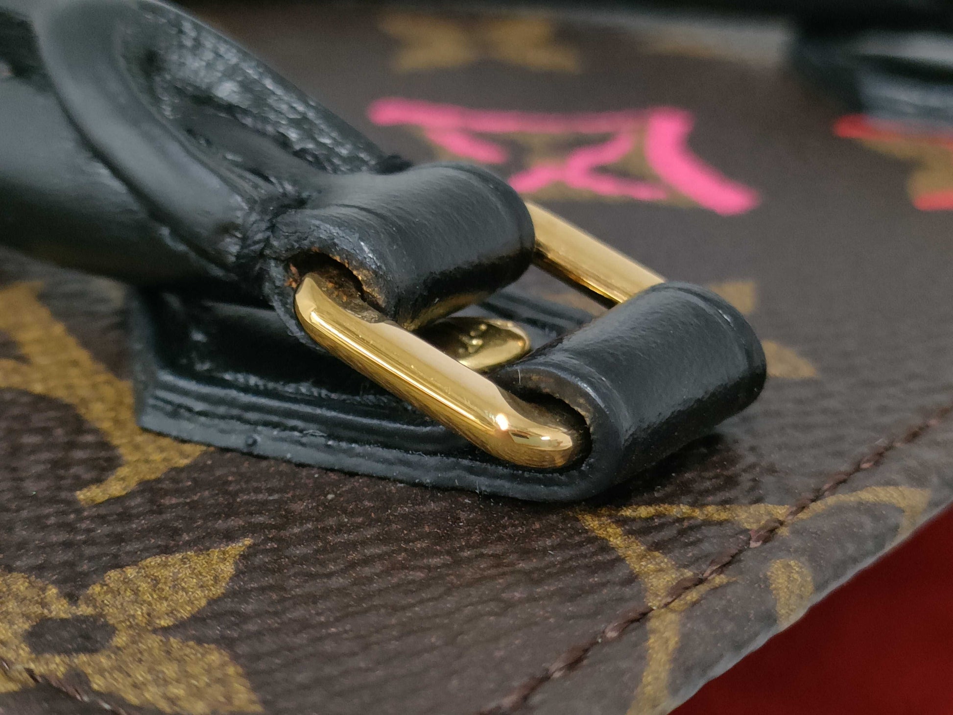 LOUIS VUITTON Monogram Louis Vuitton Handbag