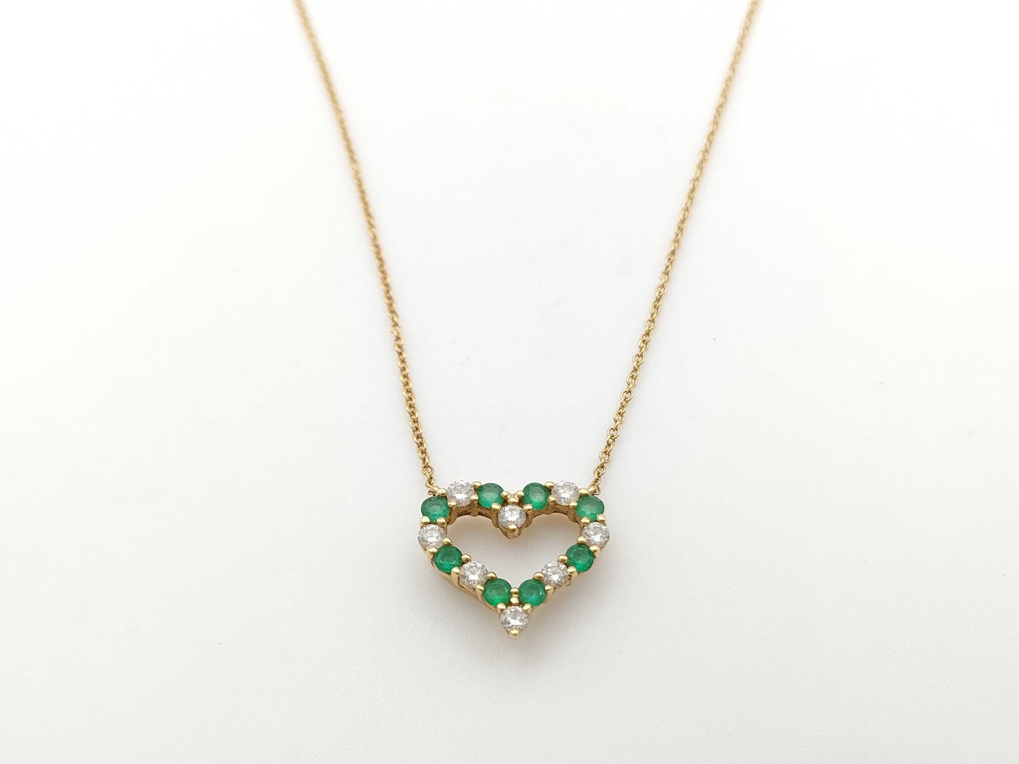 Tiffany & Co. Sentimental Heart Emerald and Diamond Necklace in Yellow Gold 750, 3.4g 